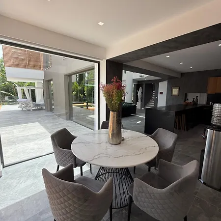 Villa La Fortuna - Award Winning Luxury Close To Corfu Town