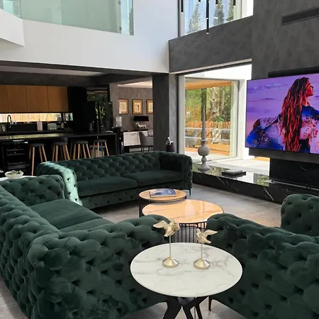 Willa La Fortuna - Award Winning Luxury Close To Corfu Town