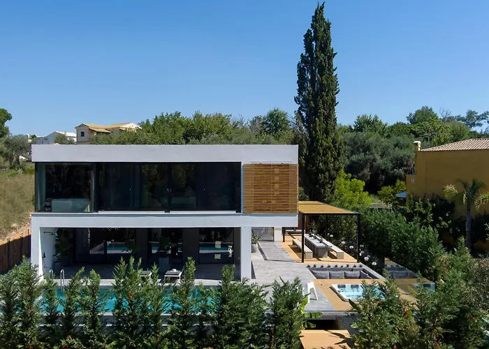 Villa La Fortuna - Award Winning Luxury Close To Corfu Town